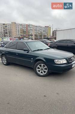 Седан Audi A6 1996 в Києві