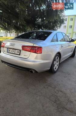 Седан Audi A6 2012 в 