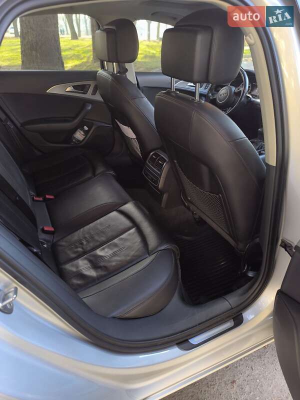 Седан Audi A6 2012 в Ровно