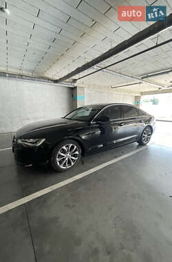 Седан Audi A6 2012 в 