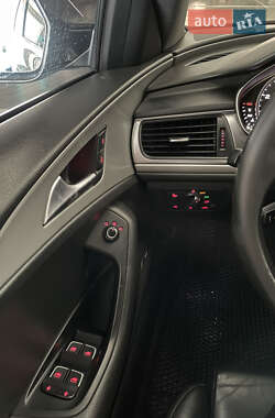 Седан Audi A6 2012 в 