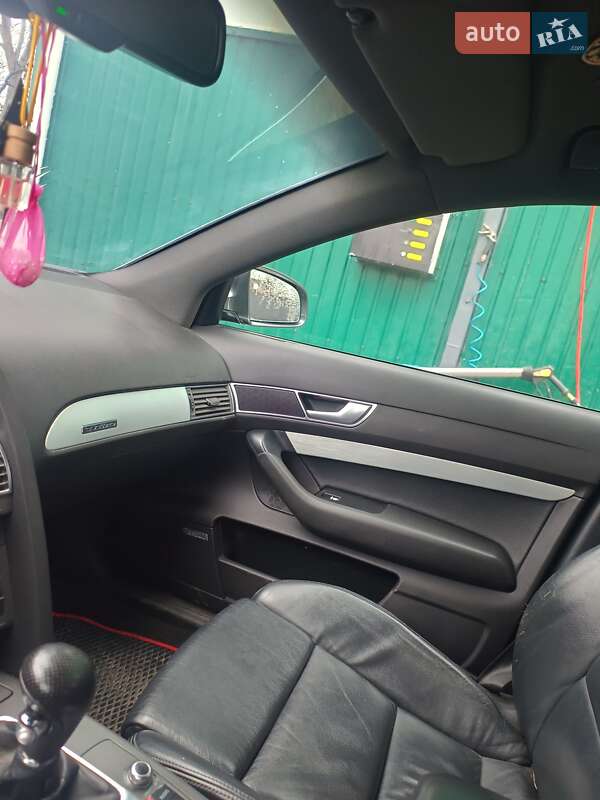 Универсал Audi A6 2005 в Знаменке