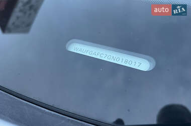 Седан Audi A6 2015 в 
