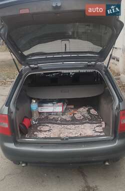 Универсал Audi A6 2001 в 