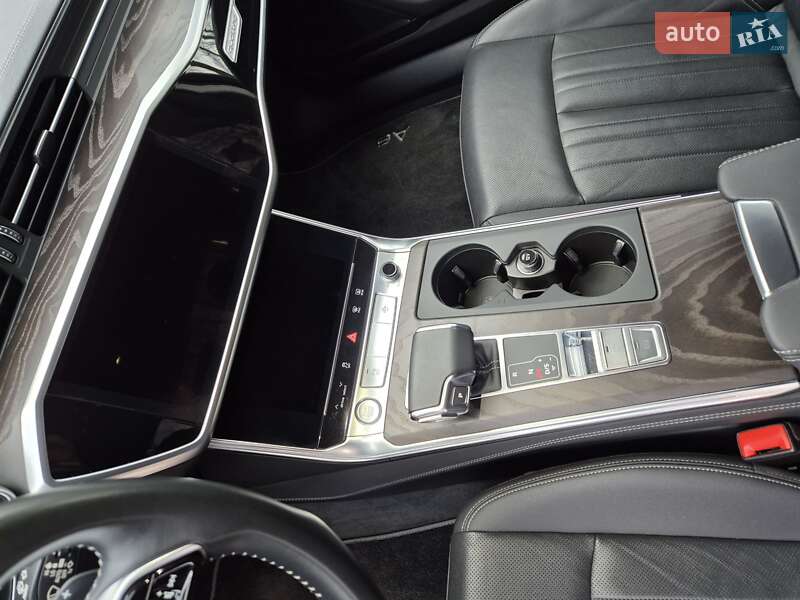 Седан Audi A6 2020 в Киеве