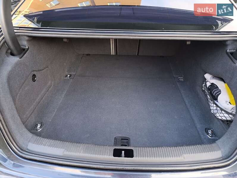 Седан Audi A6 2012 в Хмельницком