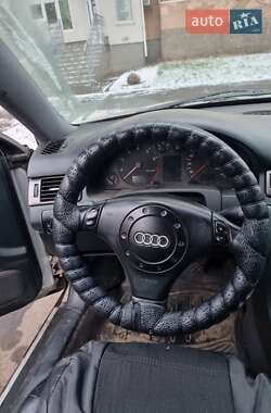 Седан Audi A6 2000 в 