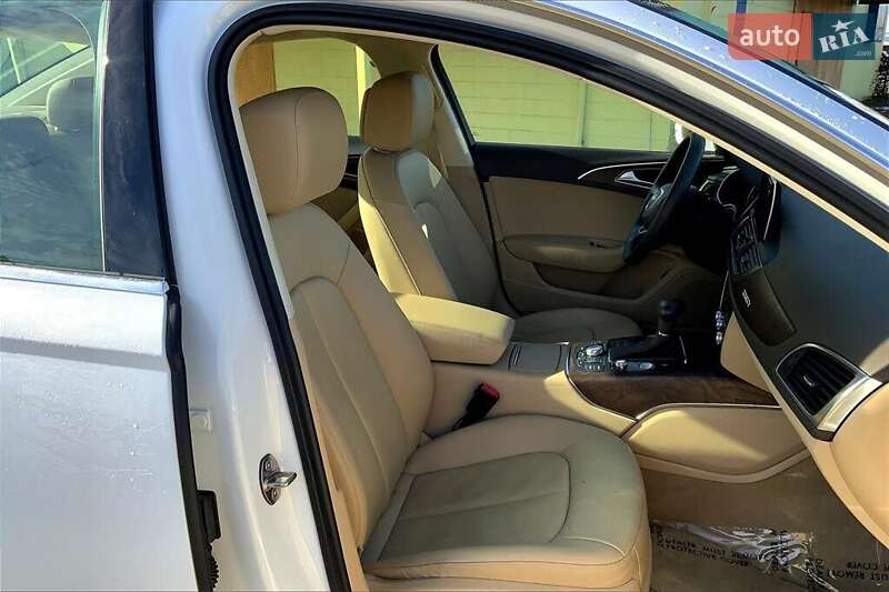 Седан Audi A6 2014 в Львове