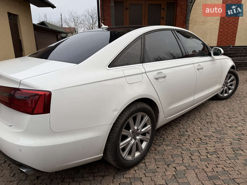 Седан Audi A6 2013 в Львове
