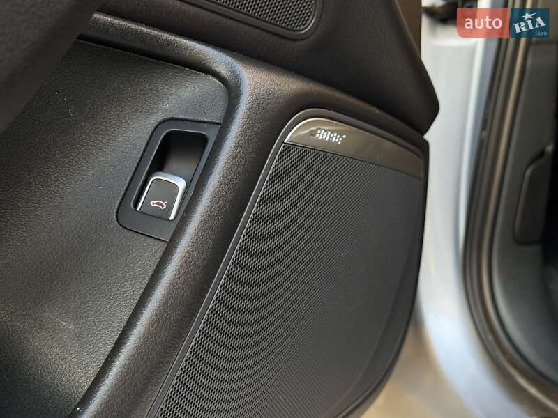 Седан Audi A6 2015 в Луцке