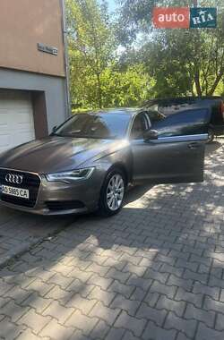 Седан Audi A6 2011 в Рахові