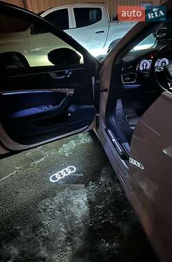 Седан Audi A6 2018 в 
