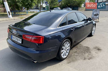 Седан Audi A6 2012 в 