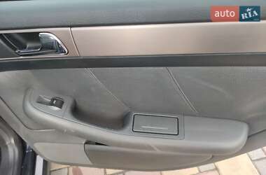 Универсал Audi A6 2001 в 
