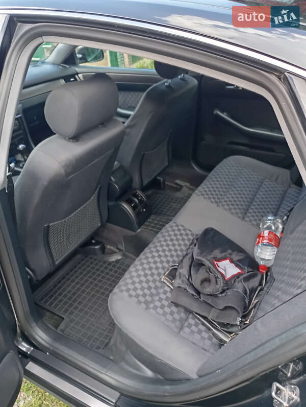 Седан Audi A6 1998 в Хмельницькому