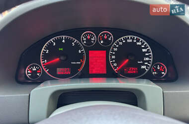 Седан Audi A6 2001 в 