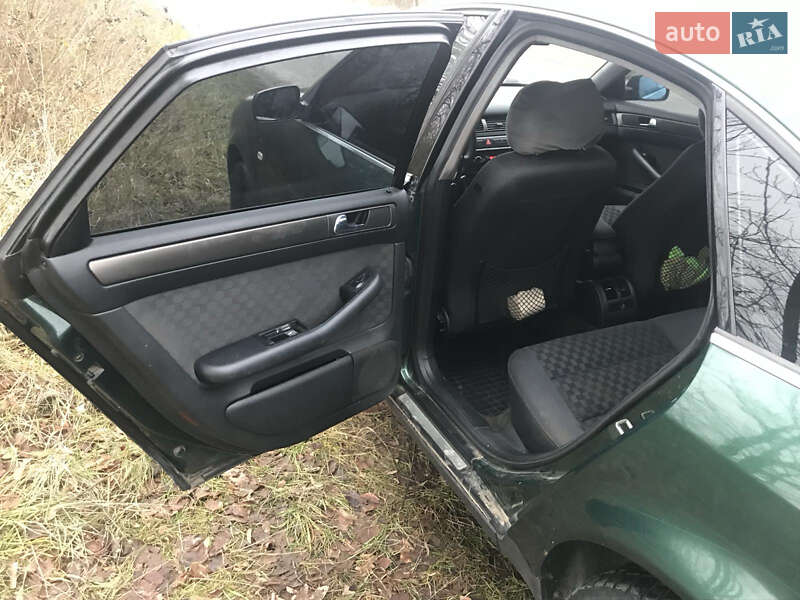 Седан Audi A6 1999 в Бару