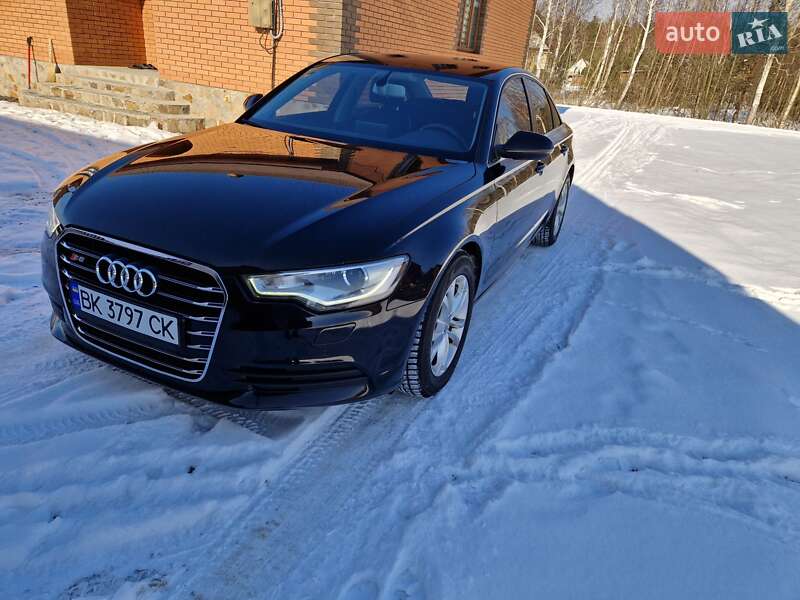 Седан Audi A6 2012 в Сарнах
