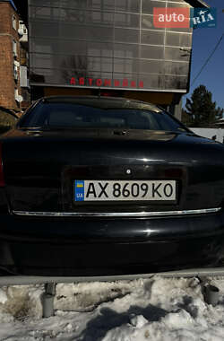 Седан Audi A6 1999 в 