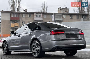 Седан Audi A6 2015 в 
