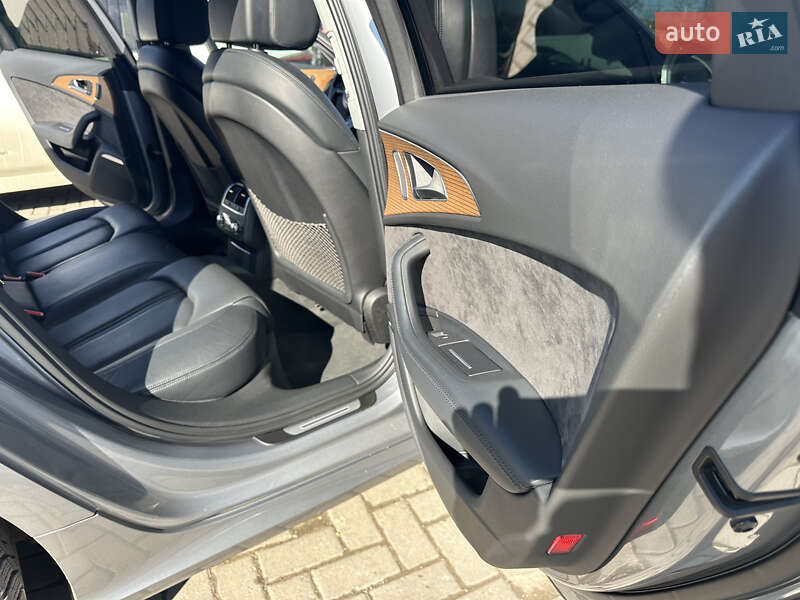 Седан Audi A6 2015 в Черновцах