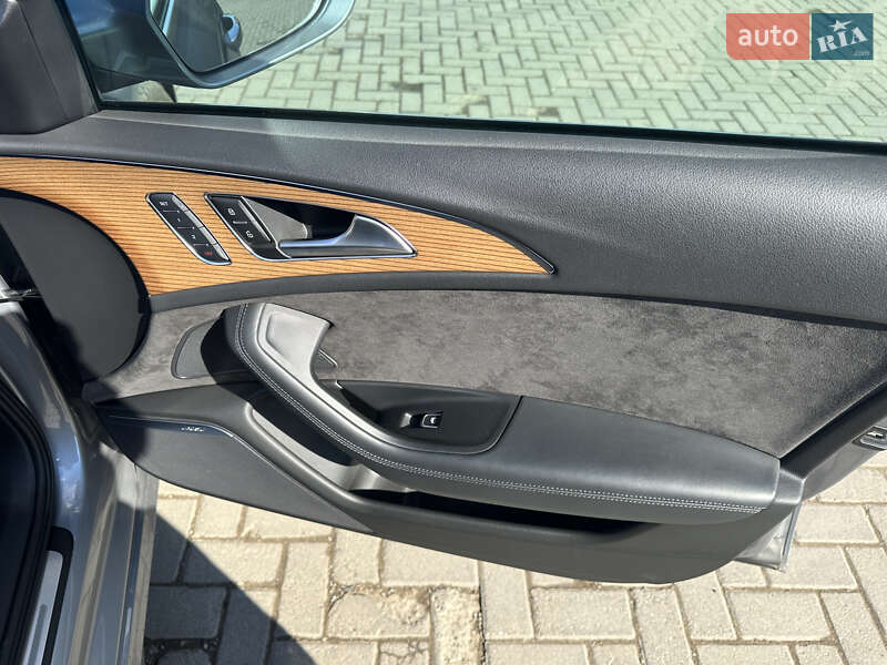 Седан Audi A6 2015 в Черновцах