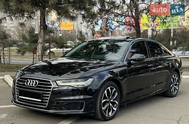 Седан Audi A6 2015 в 