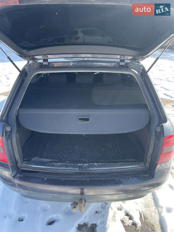 Универсал Audi A6 2000 в Пирятине