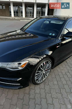 Седан Audi A6 2015 в 
