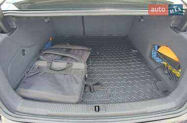 Седан Audi A6 2014 в 