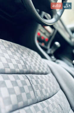 Седан Audi A6 2000 в 