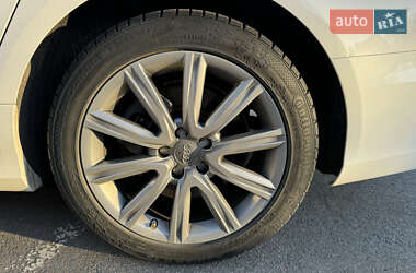 Седан Audi A6 2014 в Киеве
