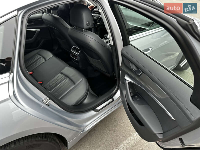 Седан Audi A6 2019 в Киеве