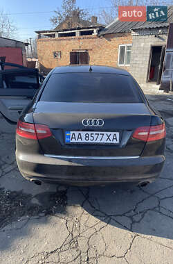 Седан Audi A6 2010 в 