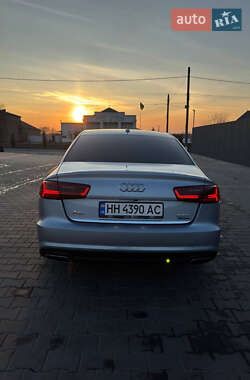 Седан Audi A6 2016 в 
