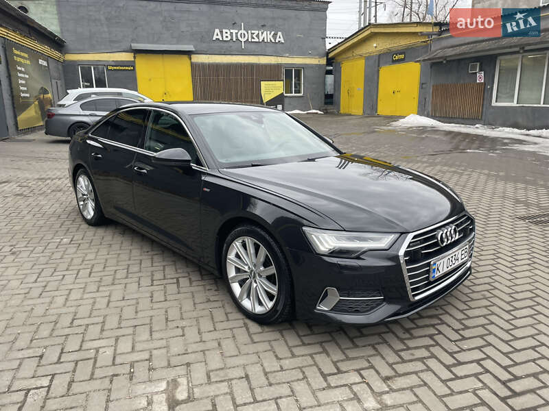 Седан Audi A6 2018 в Киеве