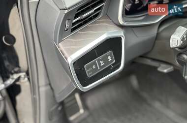 Седан Audi A6 2019 в 