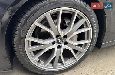 Седан Audi A6 2019 в 