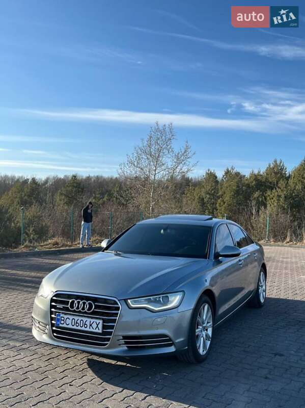 Седан Audi A6 2012 в 