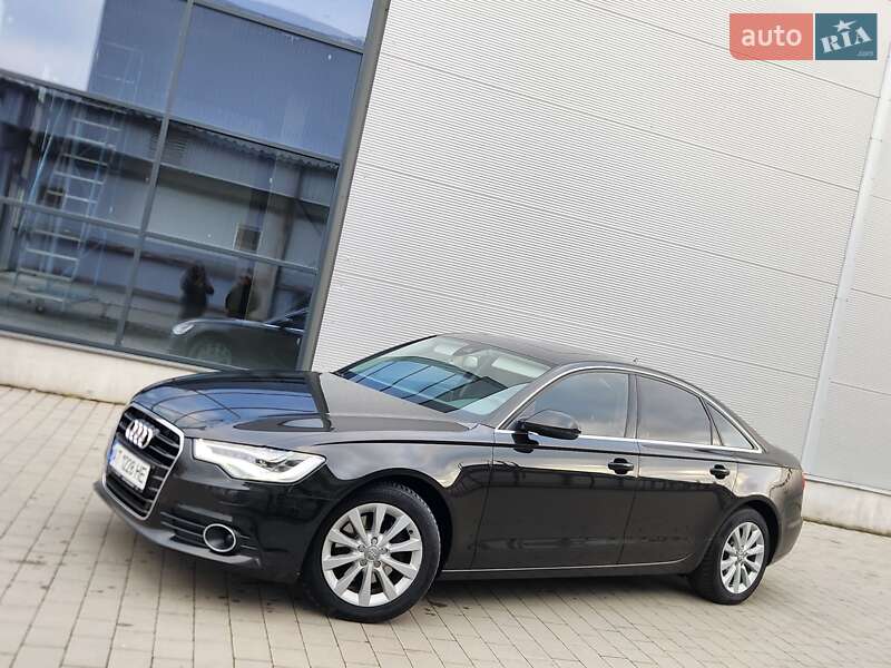 Седан Audi A6 2012 в Ивано-Франковске