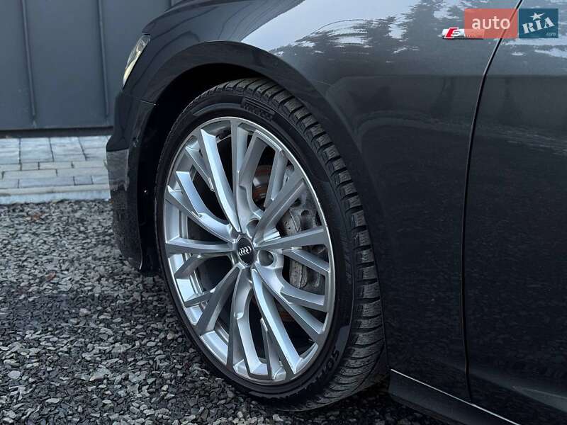 Седан Audi A6 2018 в Луцке