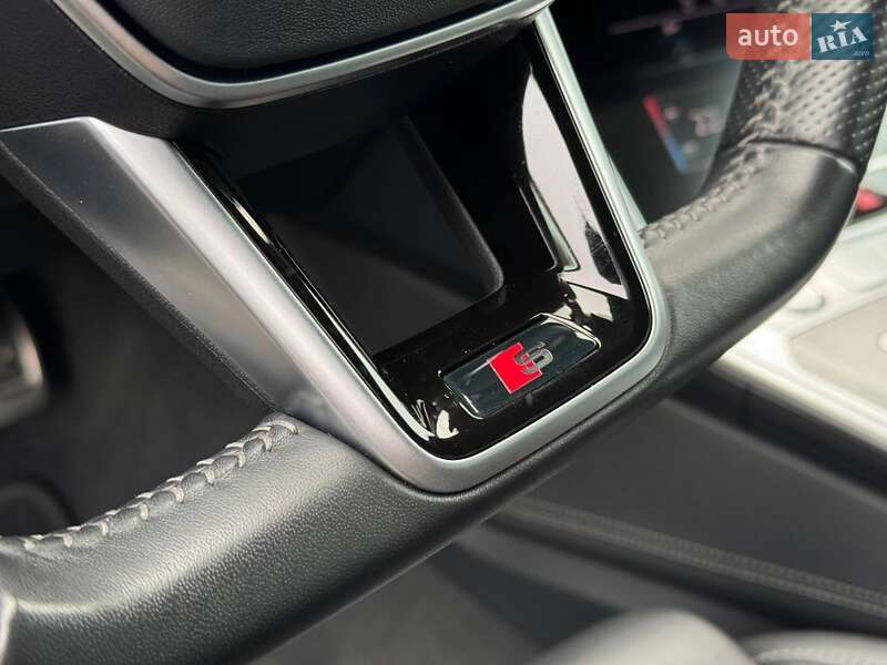 Седан Audi A6 2018 в Луцке