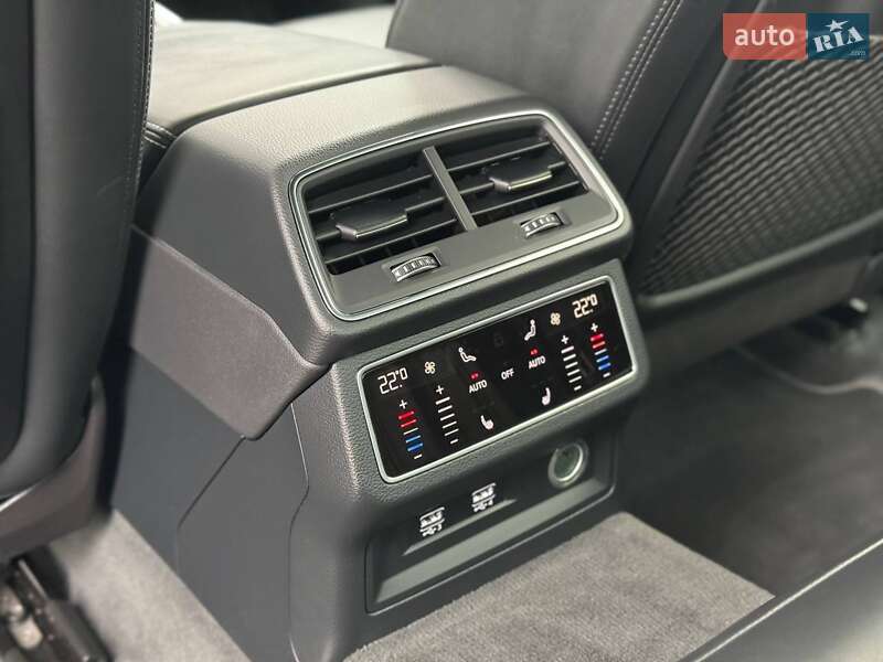 Седан Audi A6 2018 в Луцке