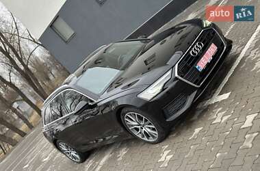 Универсал Audi A6 2018 в 