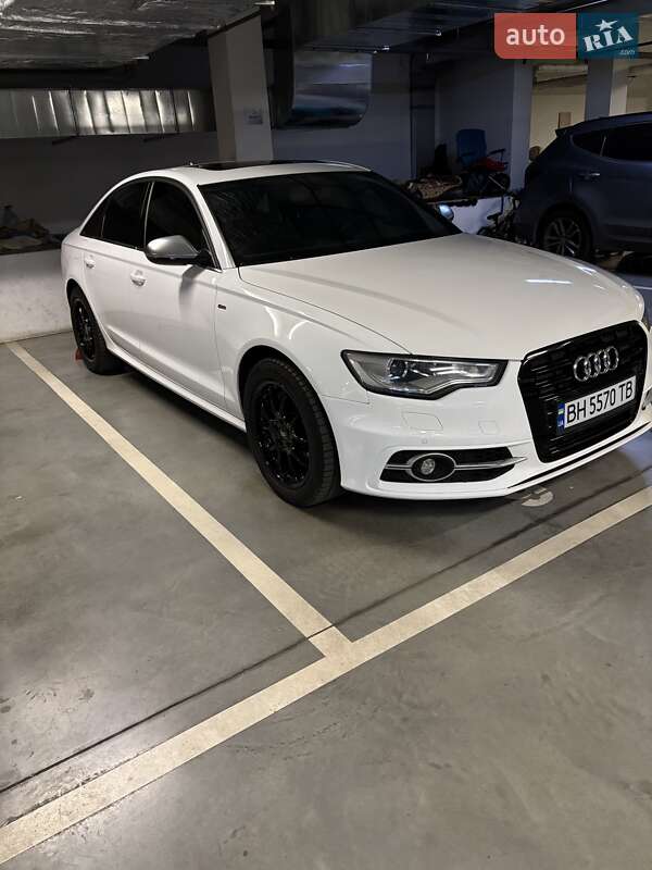 Седан Audi A6 2012 в Одессе