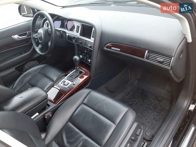 Седан Audi A6 2010 в Ровно