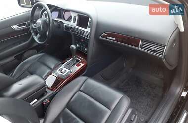 Седан Audi A6 2010 в 