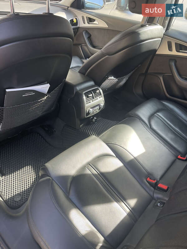 Универсал Audi A6 2016 в Киеве