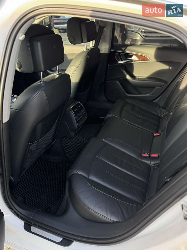Седан Audi A6 2014 в Львове
