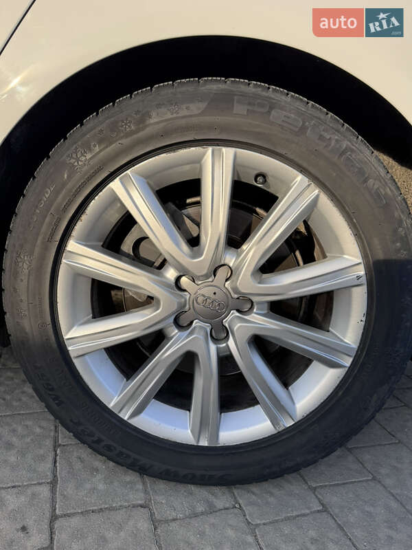 Седан Audi A6 2014 в Львове